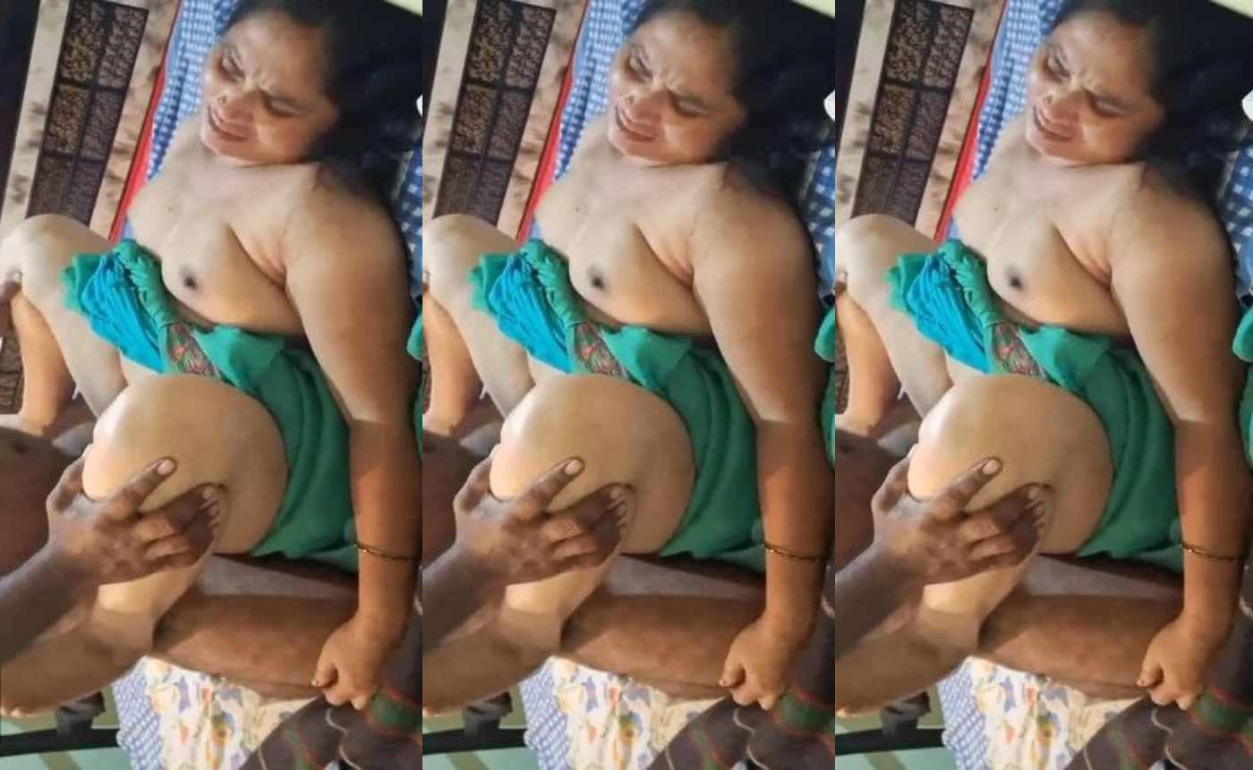 Mature desi aunty restless by pussy eating & satisfied with dick